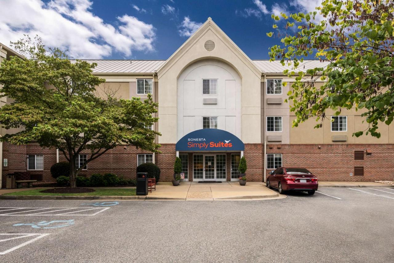 Sonesta Simply Suites Hampton Extérieur photo